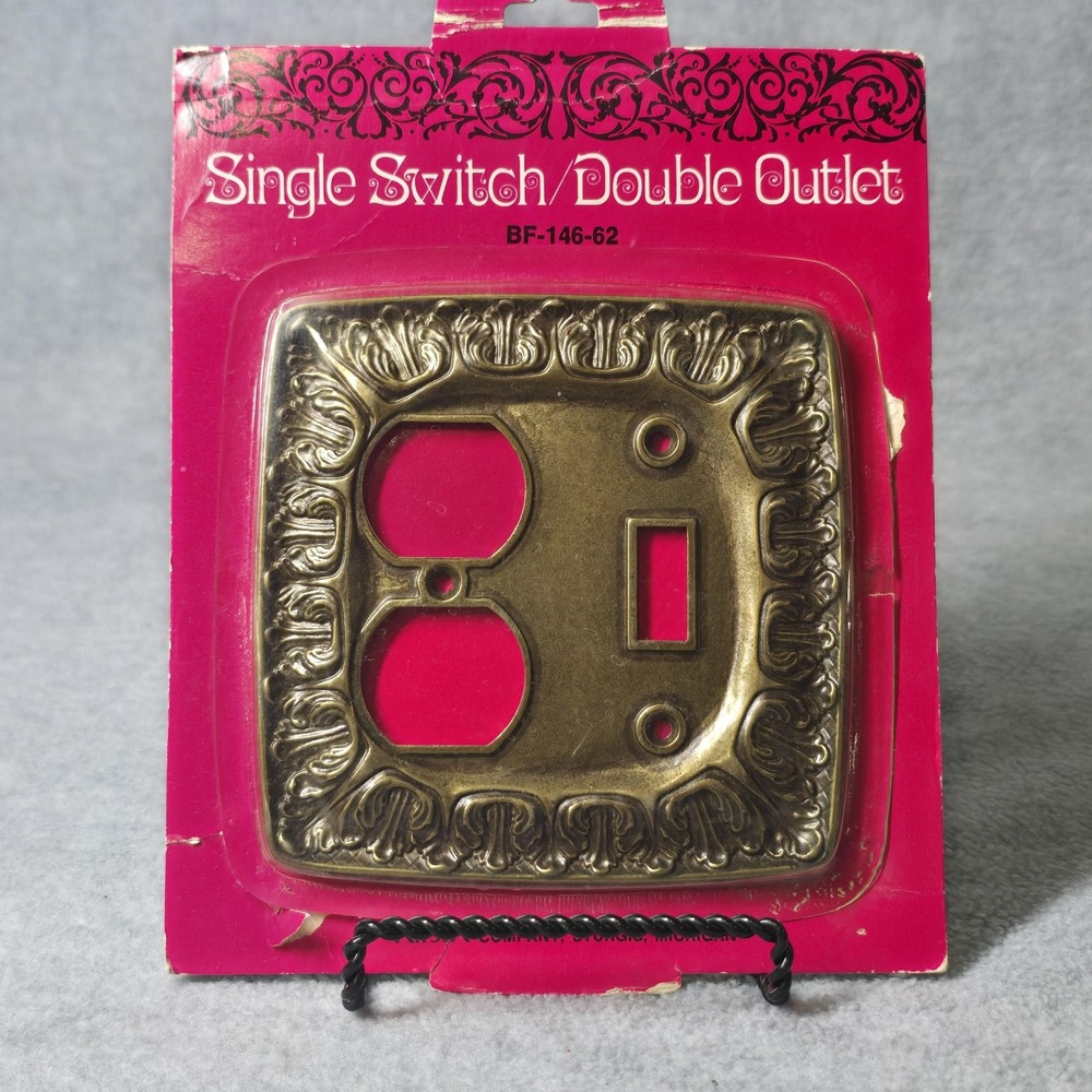 Vintage 1970s Kirsch Brass Single Switch Double Outlet Wall Cover BF-146-62 NOS